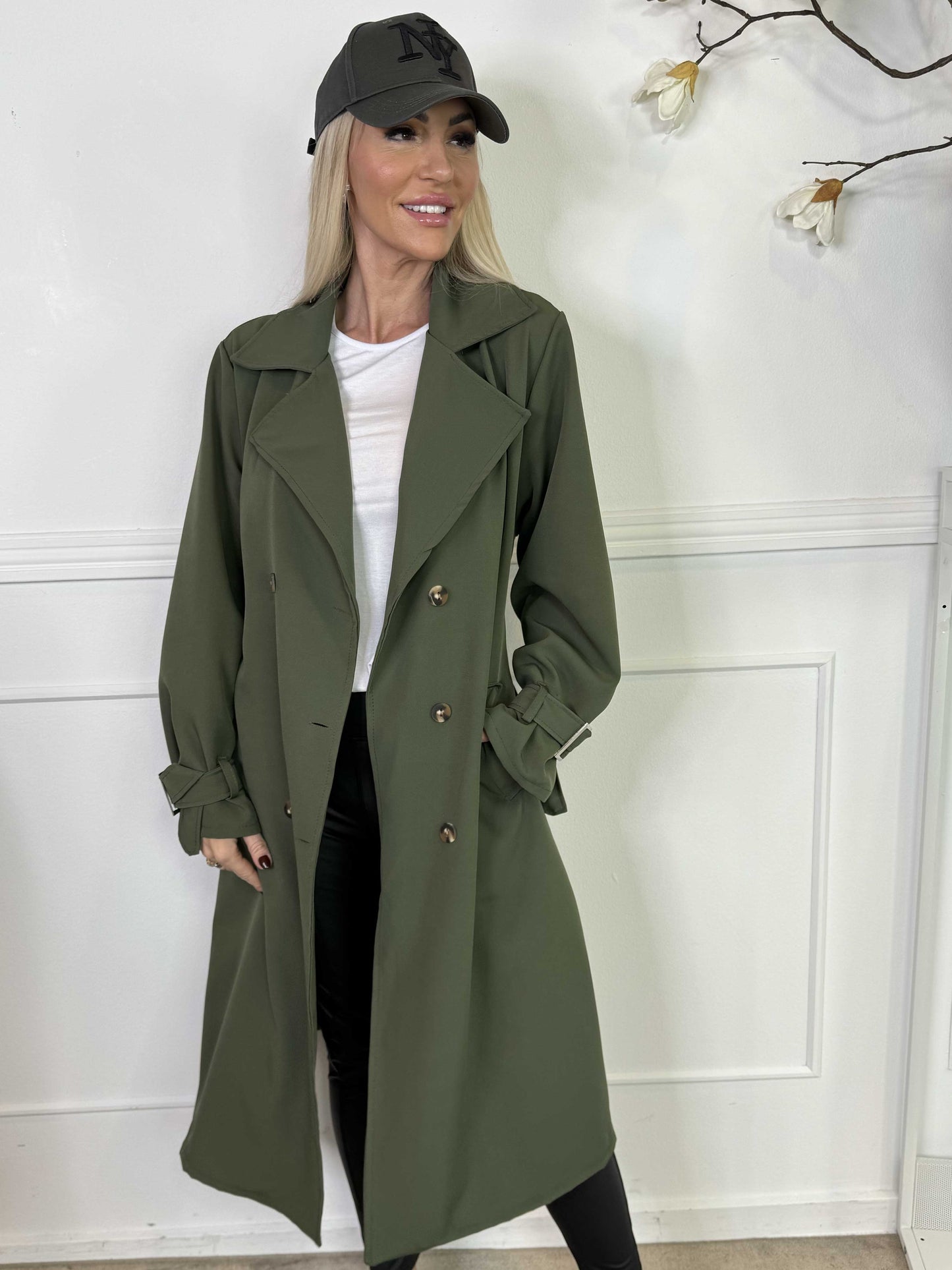 Lana™ | Tidlös Trenchcoat med Elegant Passform