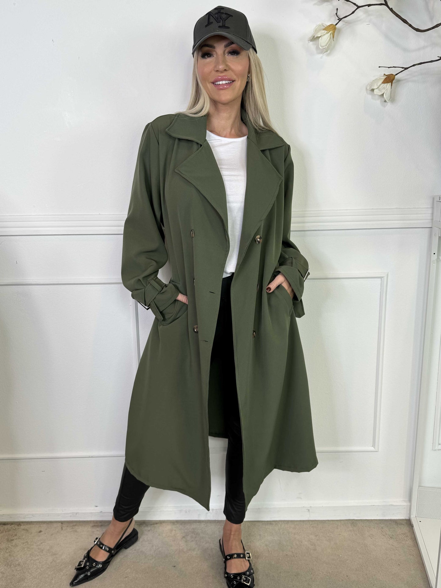 Lana™ | Tidlös Trenchcoat med Elegant Passform