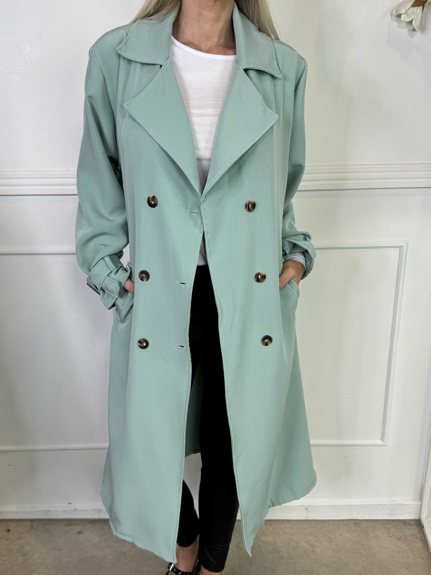 Lana™ | Tidlös Trenchcoat med Elegant Passform