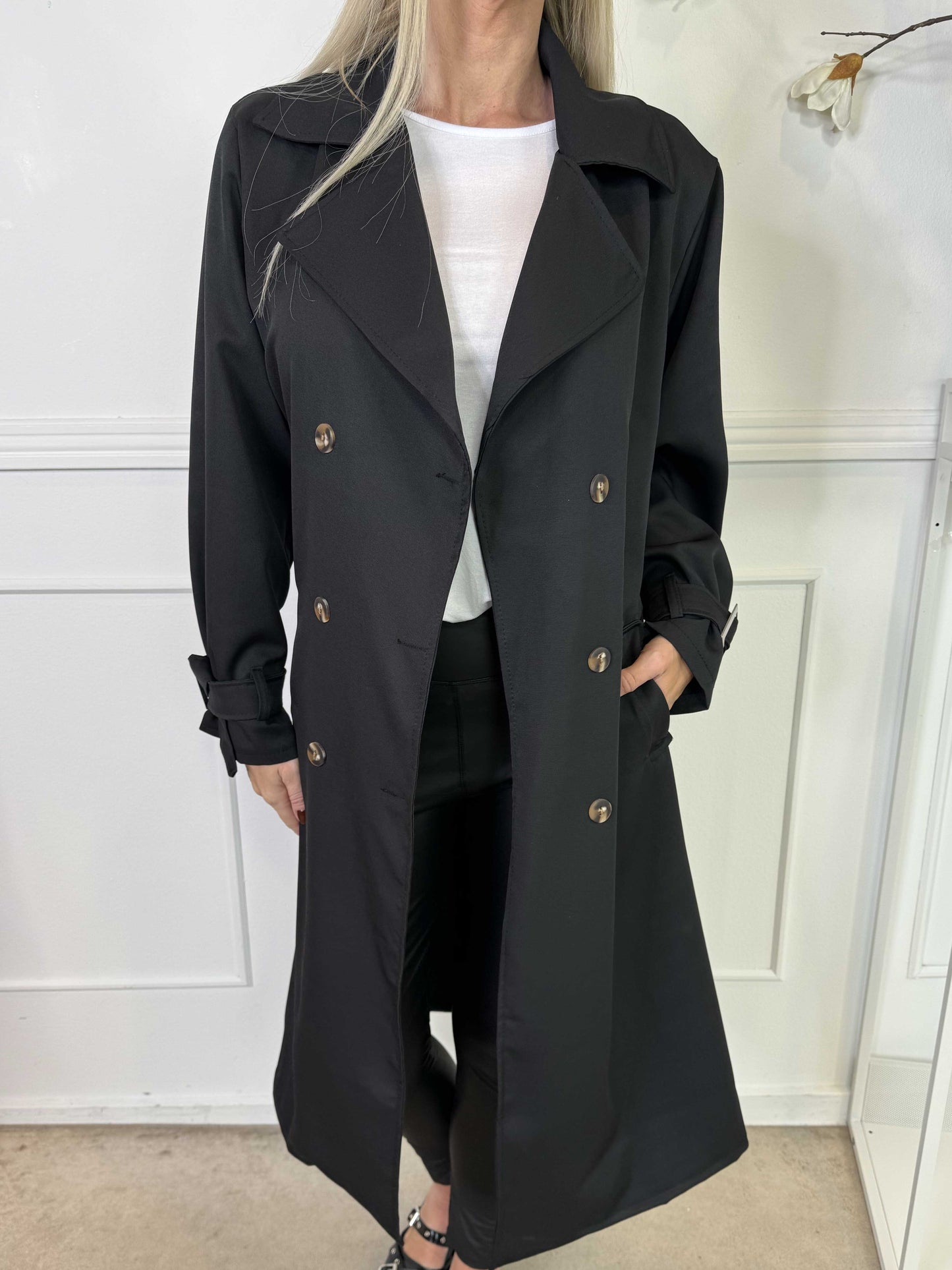 Lana™ | Tidlös Trenchcoat med Elegant Passform