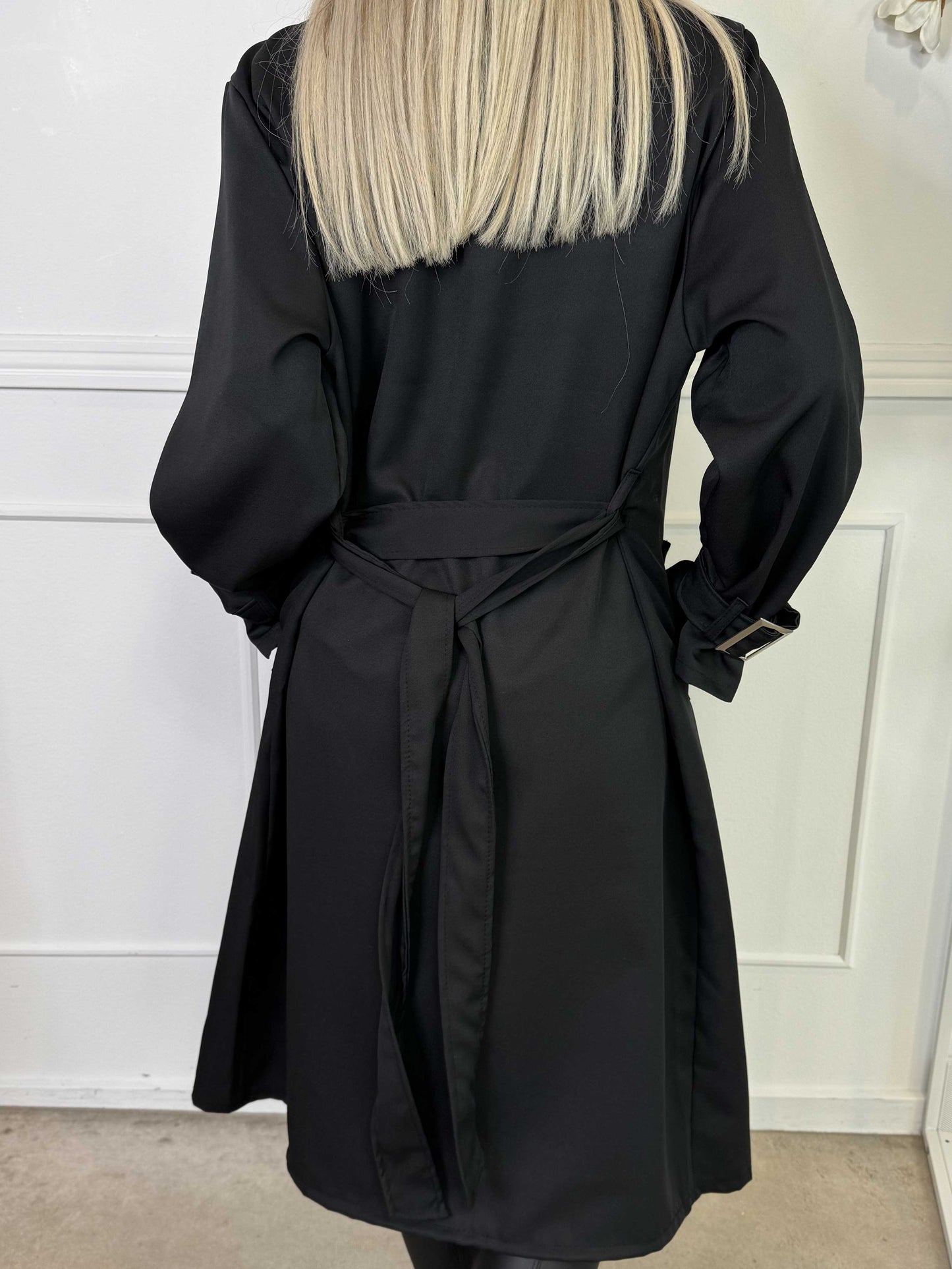 Lana™ | Tidlös Trenchcoat med Elegant Passform