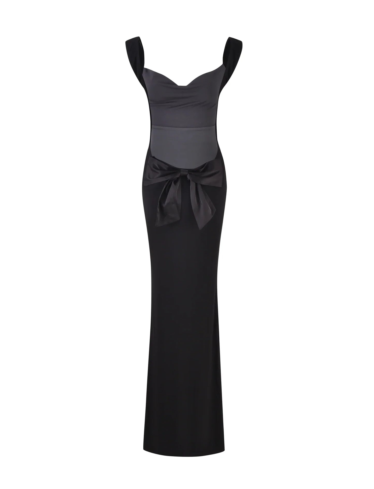 Ebba™ | Raffinerad Elegans med en Lekfull Slips