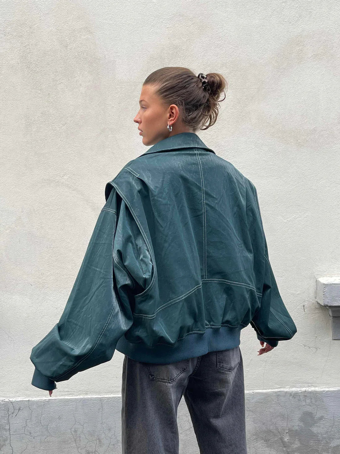 ALMA™ | Oversized Kontrast Läderjacka